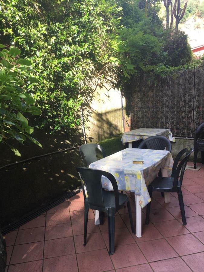 Casa Vacanza Angela Villa โบนัสโซลา ภายนอก รูปภาพ