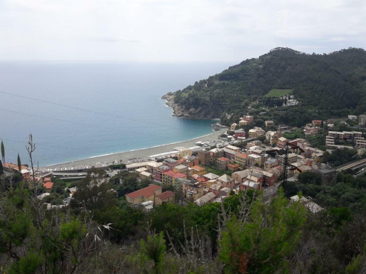 Casa Vacanza Angela Villa โบนัสโซลา ภายนอก รูปภาพ
